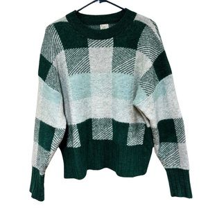 Emerald Green Sweater, Small 🌵💚